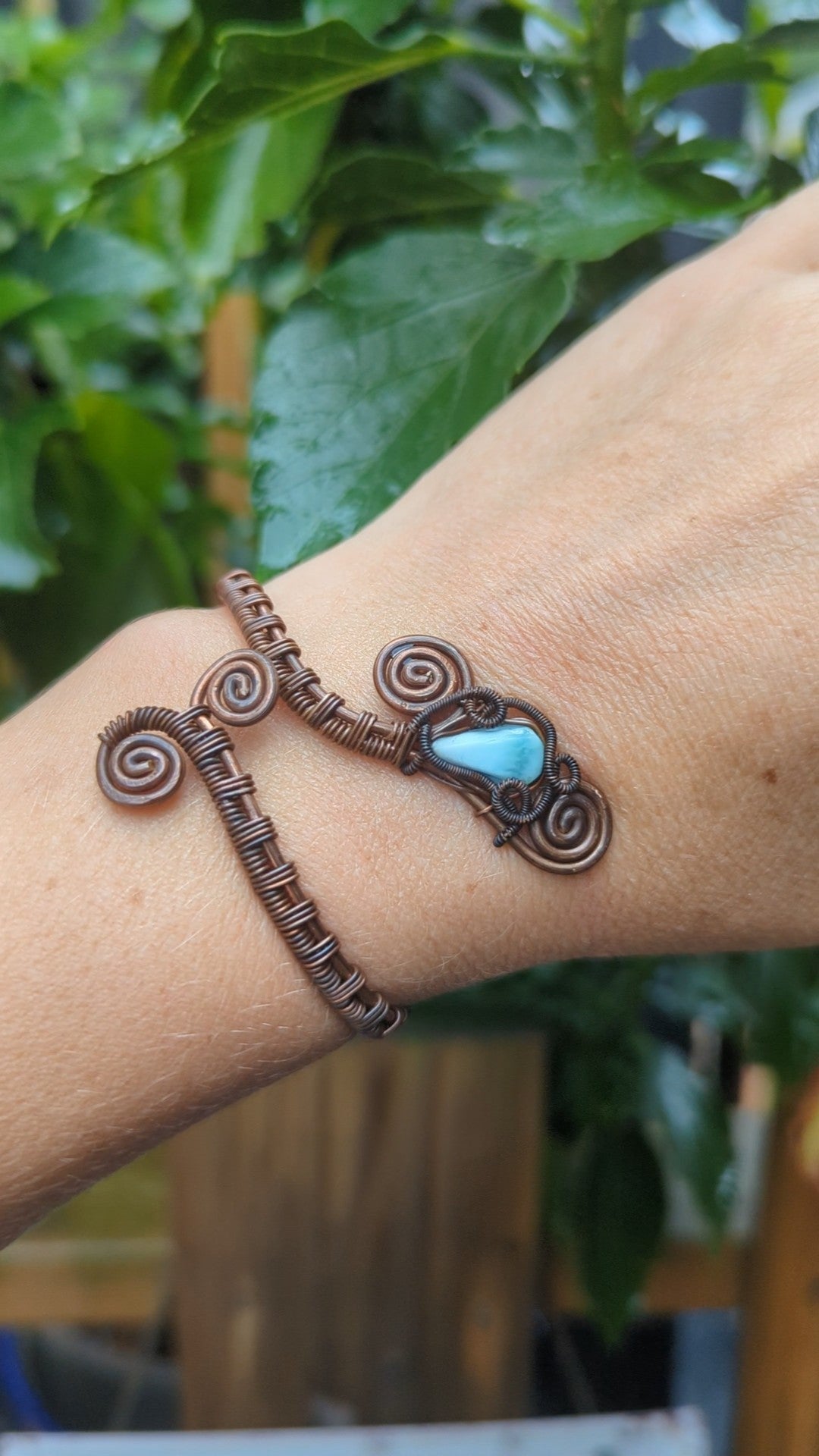 Blue Gold Twist Bracelet